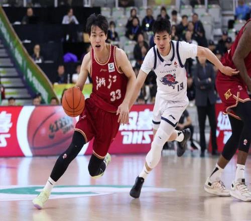 汪士钦,岁失母,岁入选国足,双赢彩票,彩票平台,在线投注,彩票开奖,中奖机会